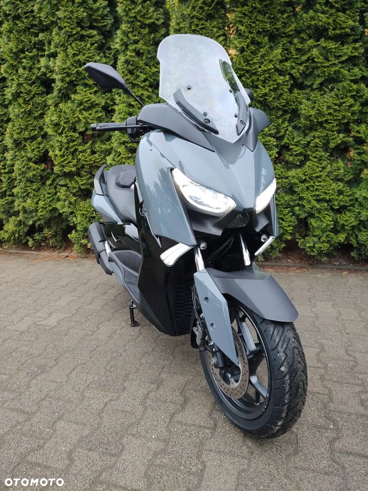 Yamaha X-max - 9