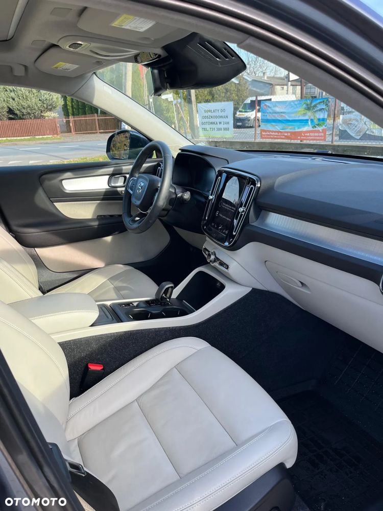 Volvo XC 40 T5 AWD Momentum - 14