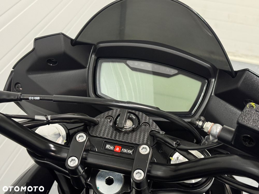 Aprilia Tuono - 14