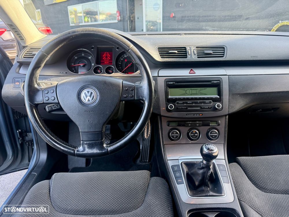 VW Passat Variant 1.9 TDi Confortline - 41