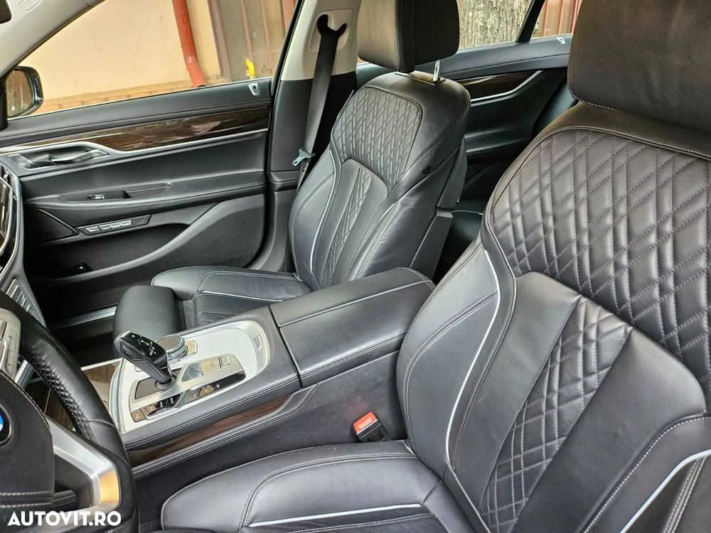 BMW Seria 7 750i xDrive - 6