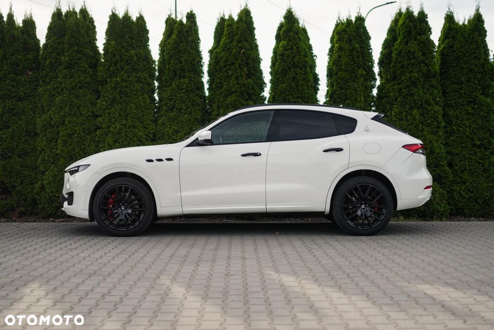 Maserati Levante S - 7