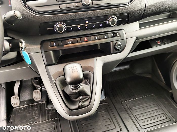 Toyota Proace - 32