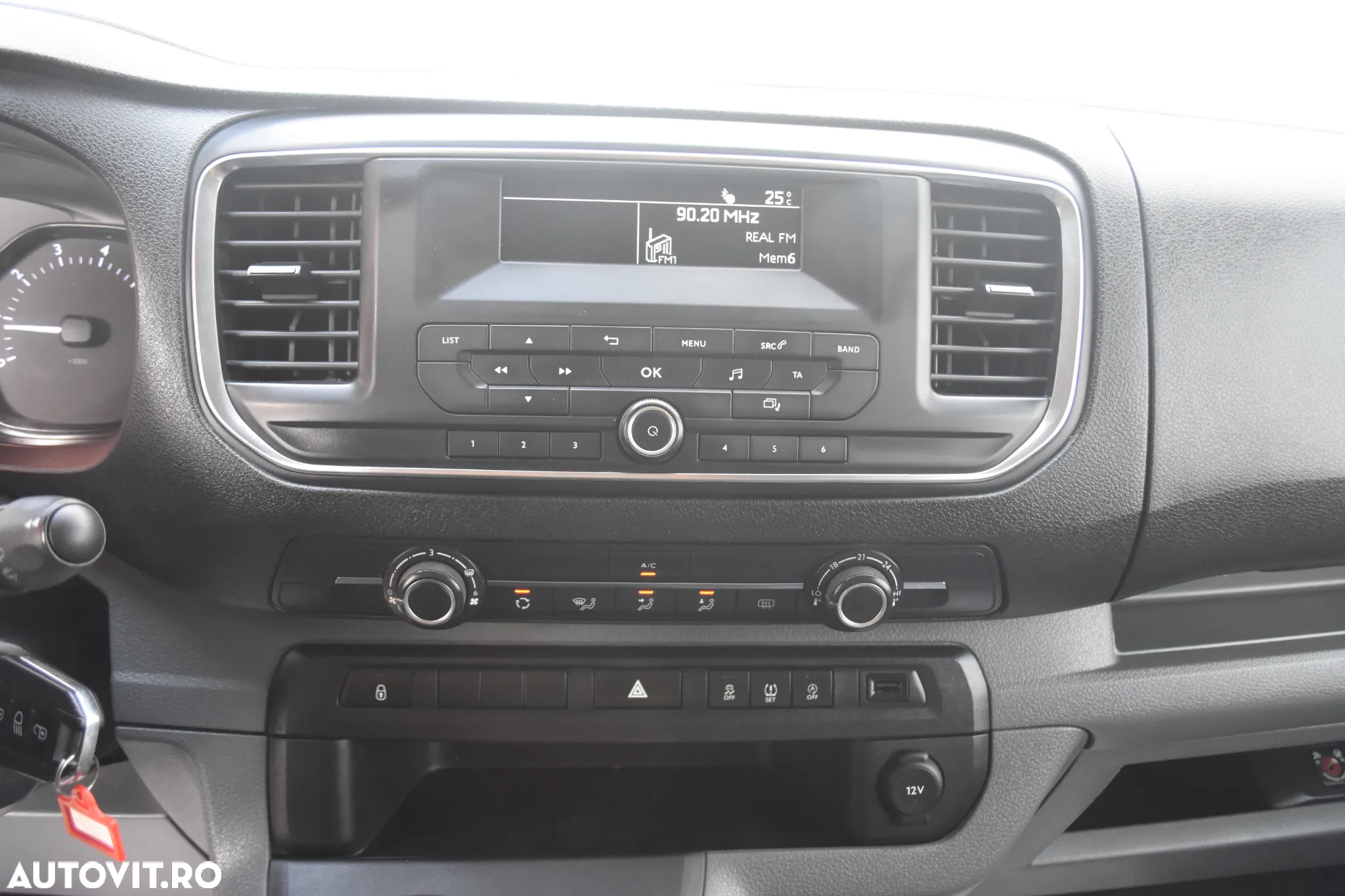 Peugeot Expert Combi L2H1 1.6 BlueHDI 115 S&S - 9