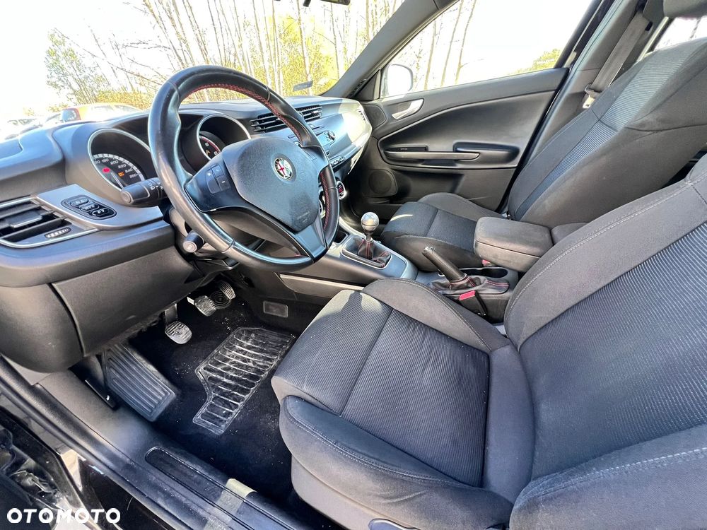Alfa Romeo Giulietta 1.6 JTDM Veloce - 22