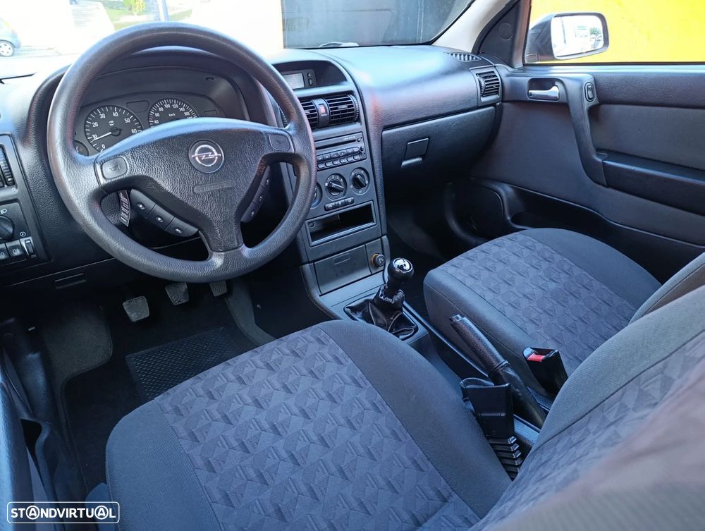 Opel Astra Caravan 1.2 Club - 11