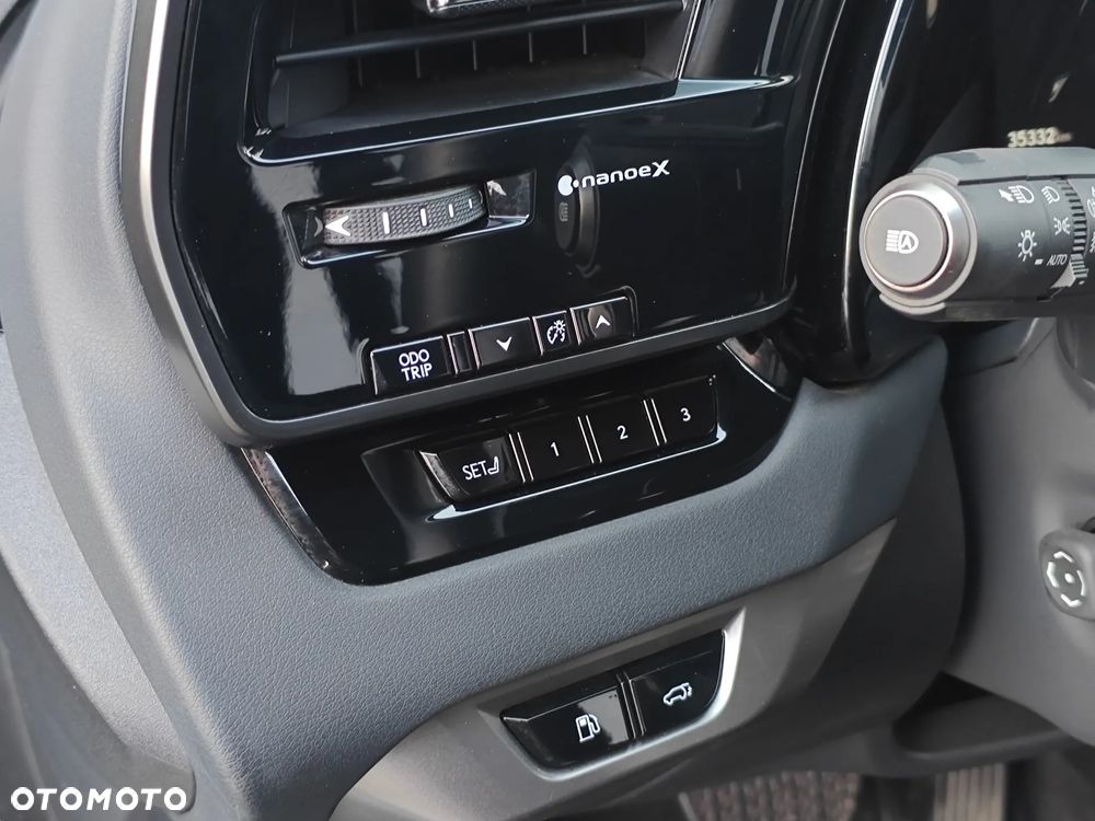 Lexus RX 350h F Sport Design - 25