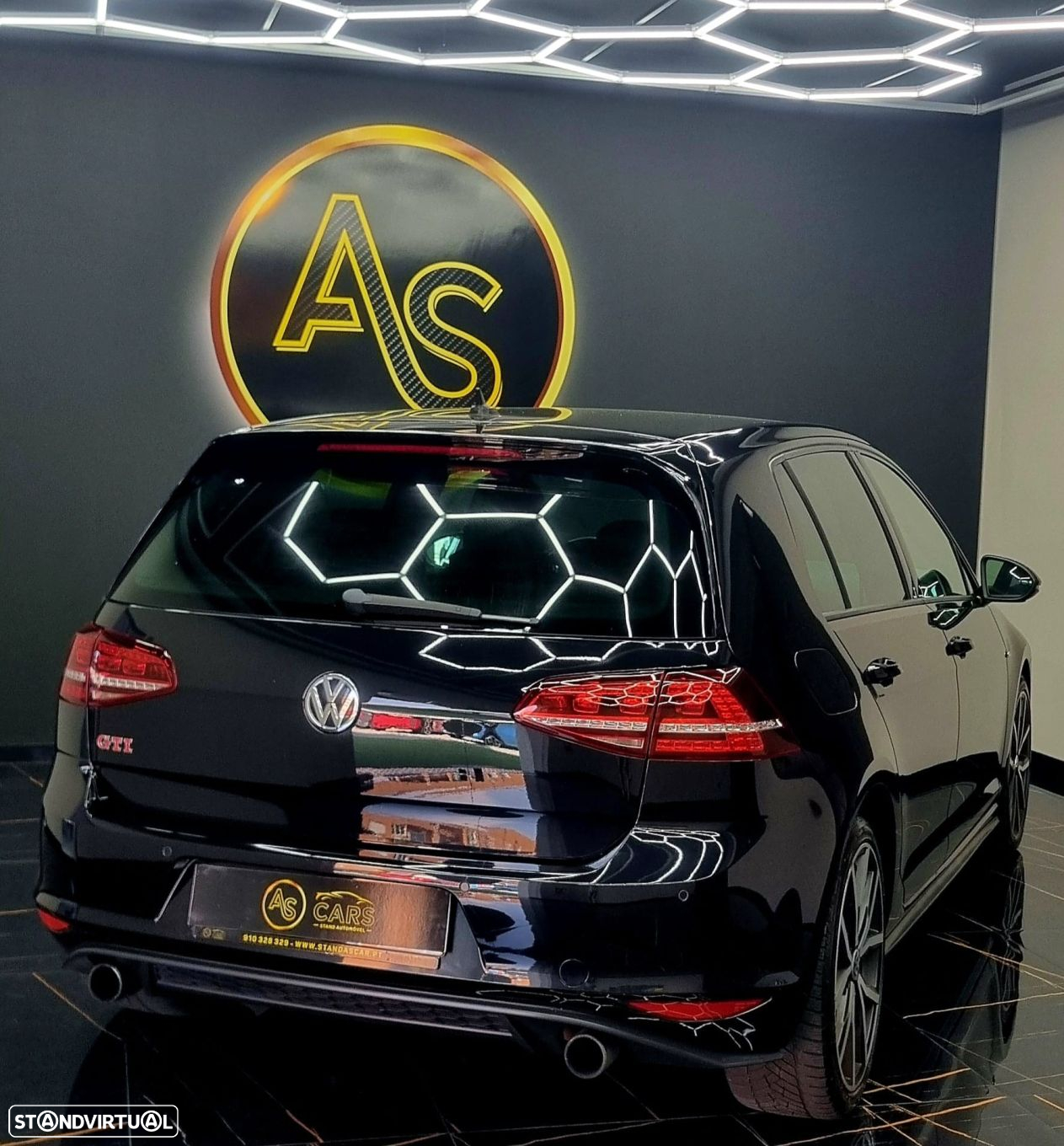 VW Golf 2.0 TSi GTi DSG Performance - 13