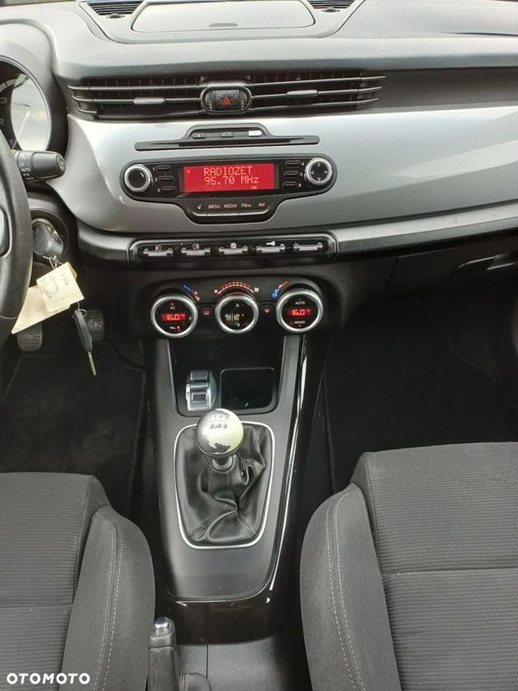 Alfa Romeo Giulietta 2.0 JTDM 16V Turismo - 22