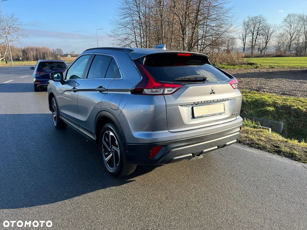 Mitsubishi Eclipse Cross - 17