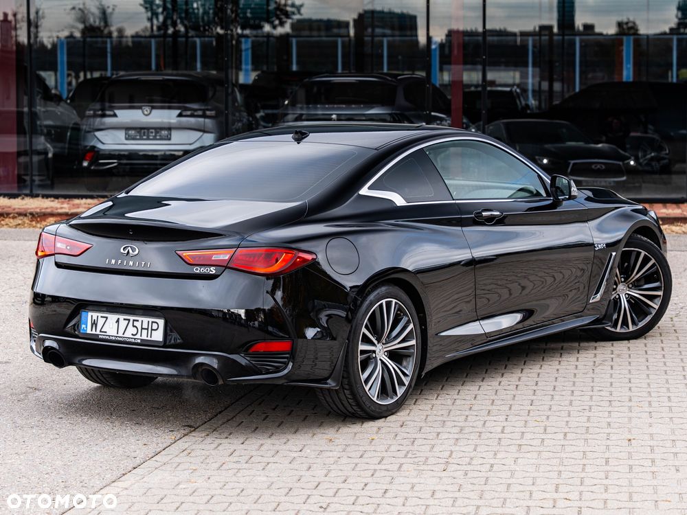 Infiniti Q60 - 17