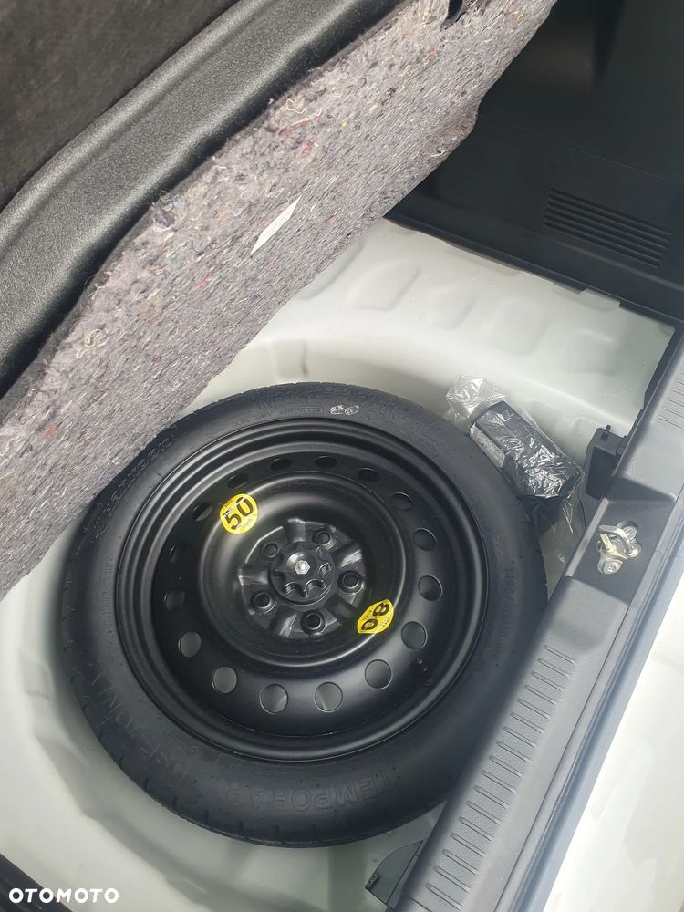 Suzuki Swift - 8