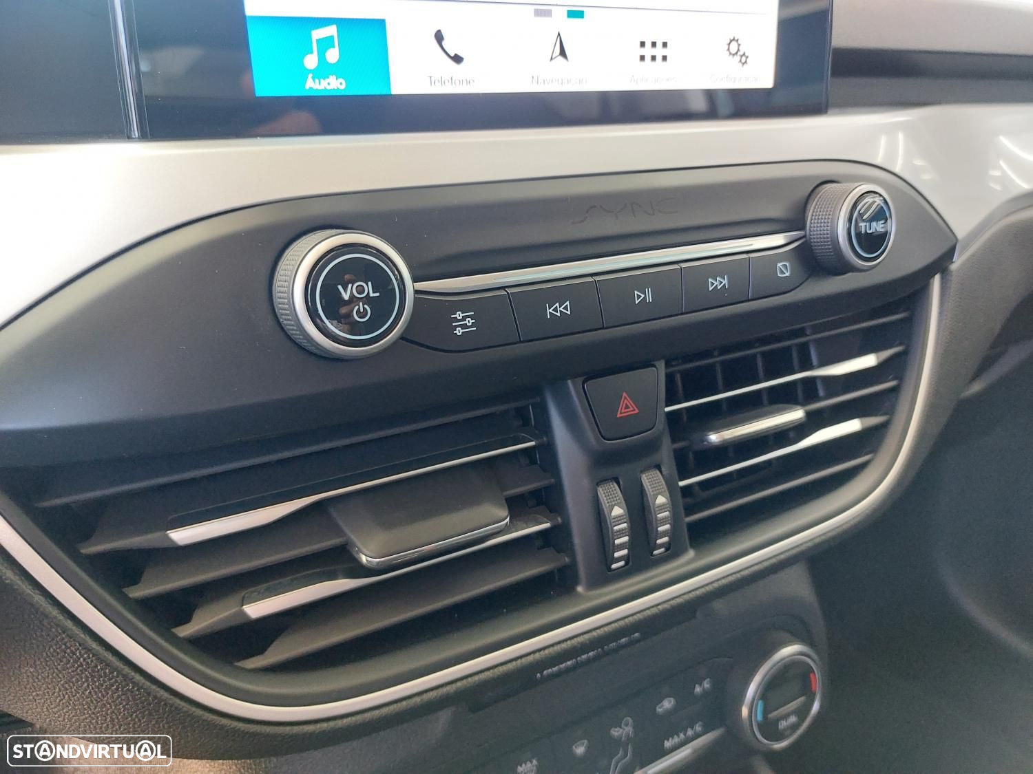 Ford Focus 1.5 TDCi EcoBlue Business - 30