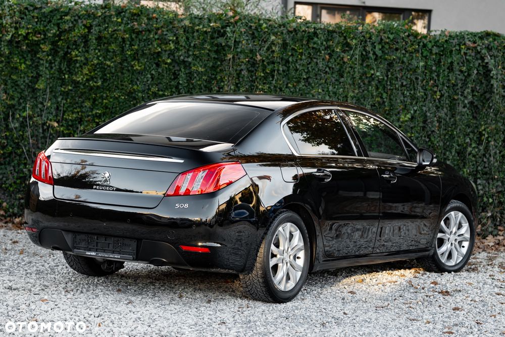 Peugeot 508 Hybrid4 - 13