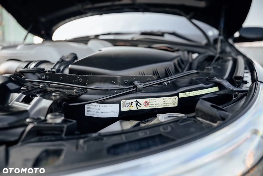 BMW Seria 5 545i - 39