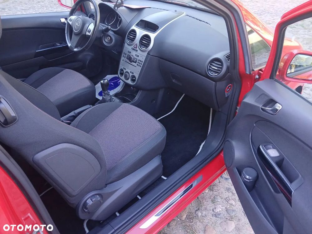 Opel Corsa 1.4 16V Limited Edition - 22