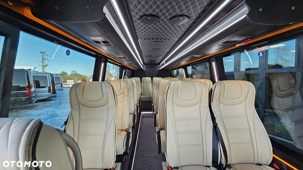 Mercedes-Benz Sprinter 519 - 6