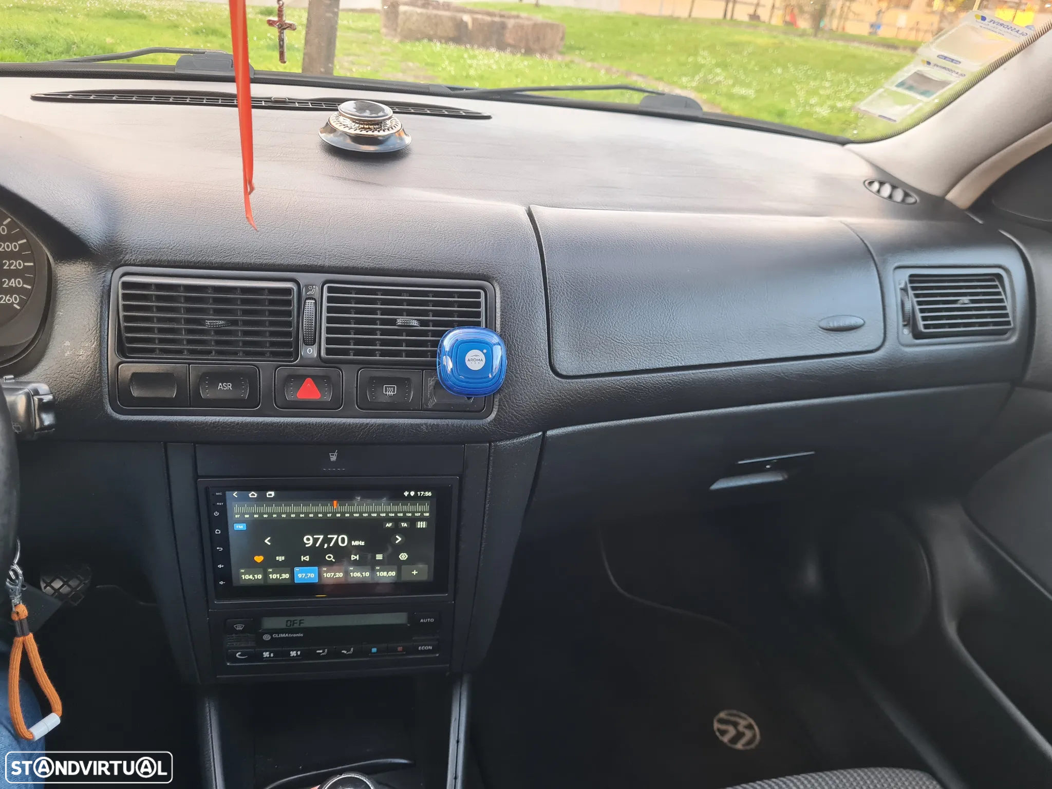 VW Golf 1.9 TDi Highline - 9