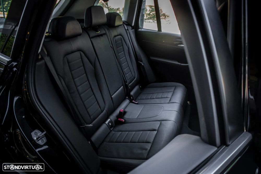 BMW X3 30 e xDrive xLine - 33