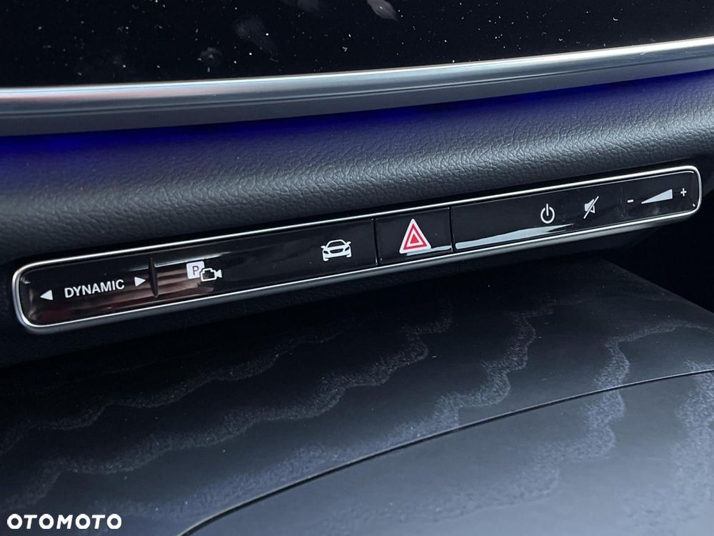 Mercedes-Benz Klasa E - 19