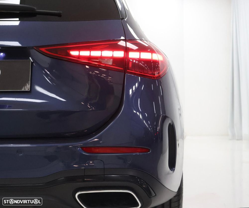 Mercedes-Benz C 300 e AMG Line - 32