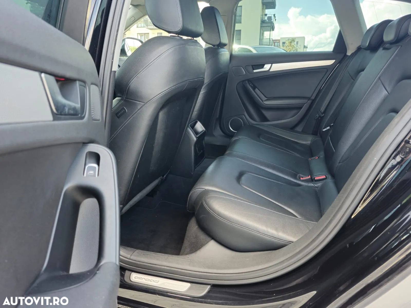 Audi A4 Avant 2.0 TDI DPF quattro S tronic Attraction - 8