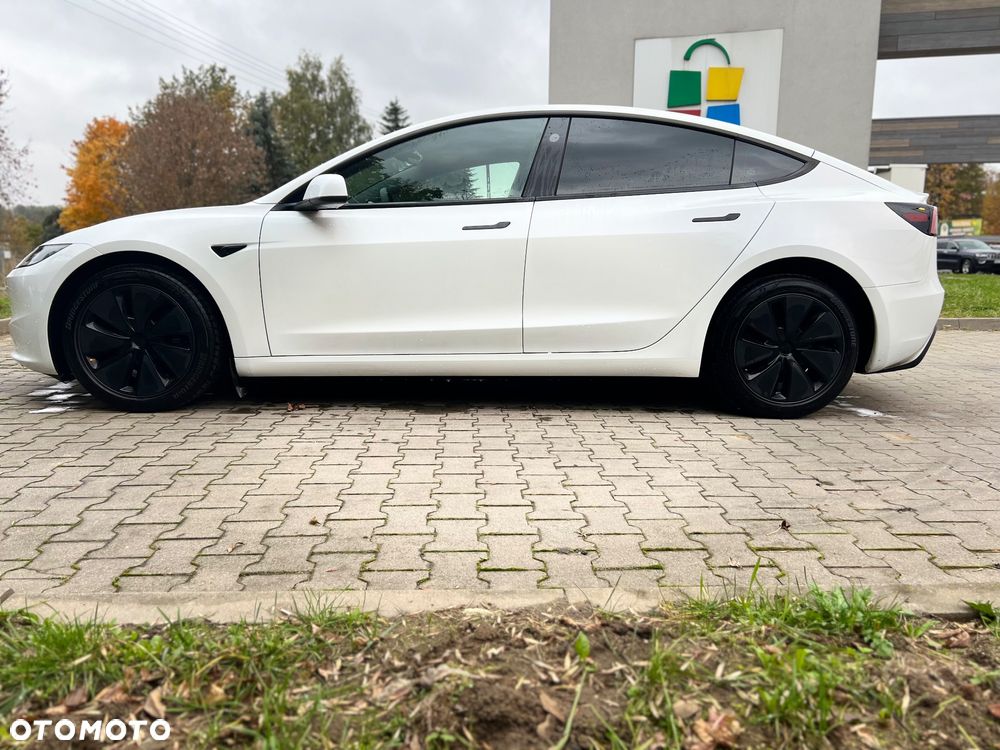 Tesla Model 3 Long Range AWD - 9
