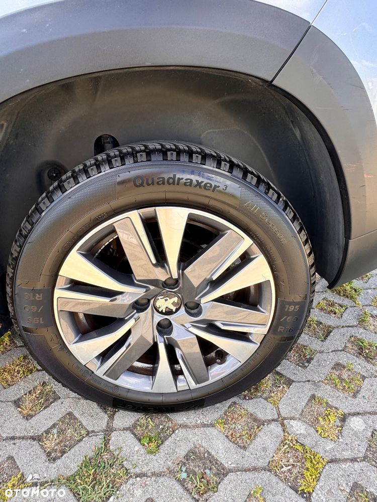 Peugeot 2008 - 5