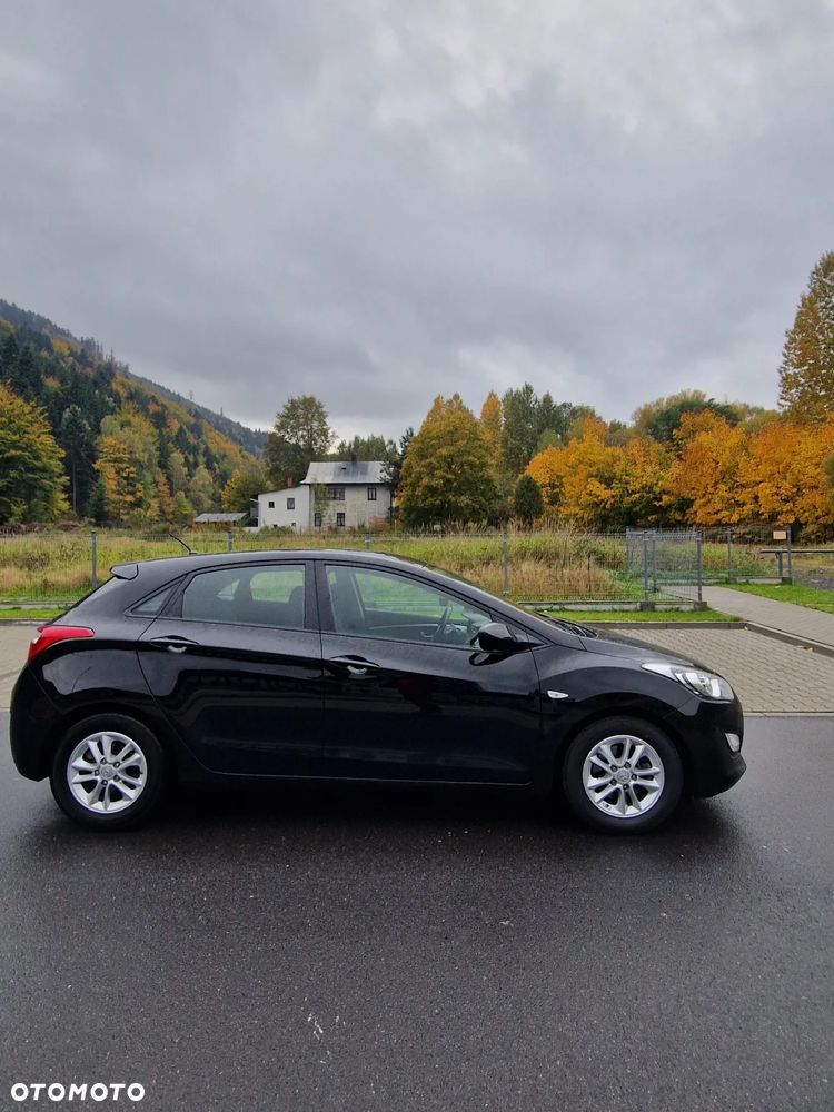 Hyundai i30 1.4 Advantage - 11