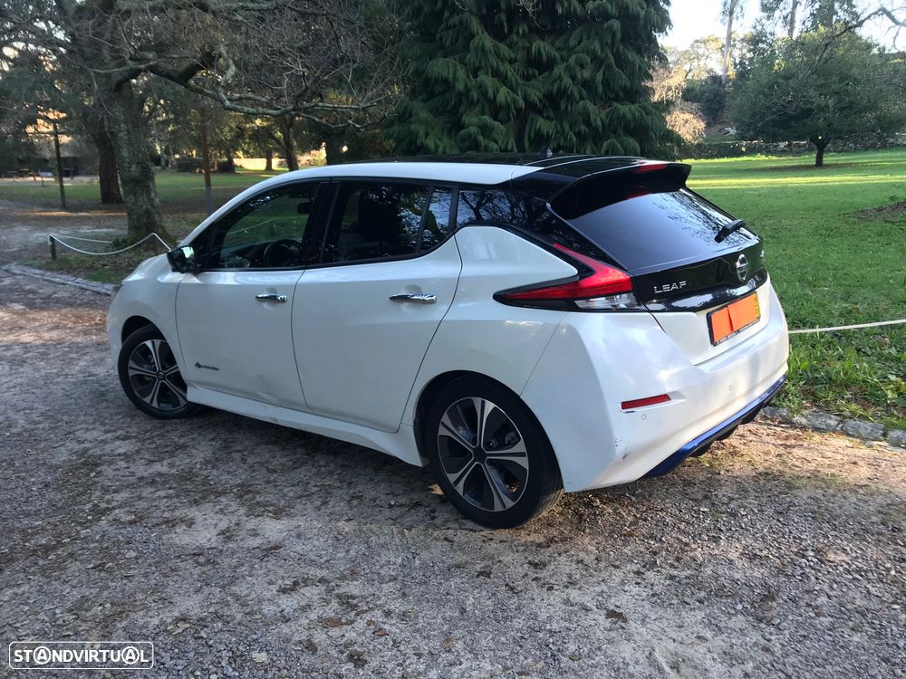 Nissan Leaf 40 kWh TEKNA - 10