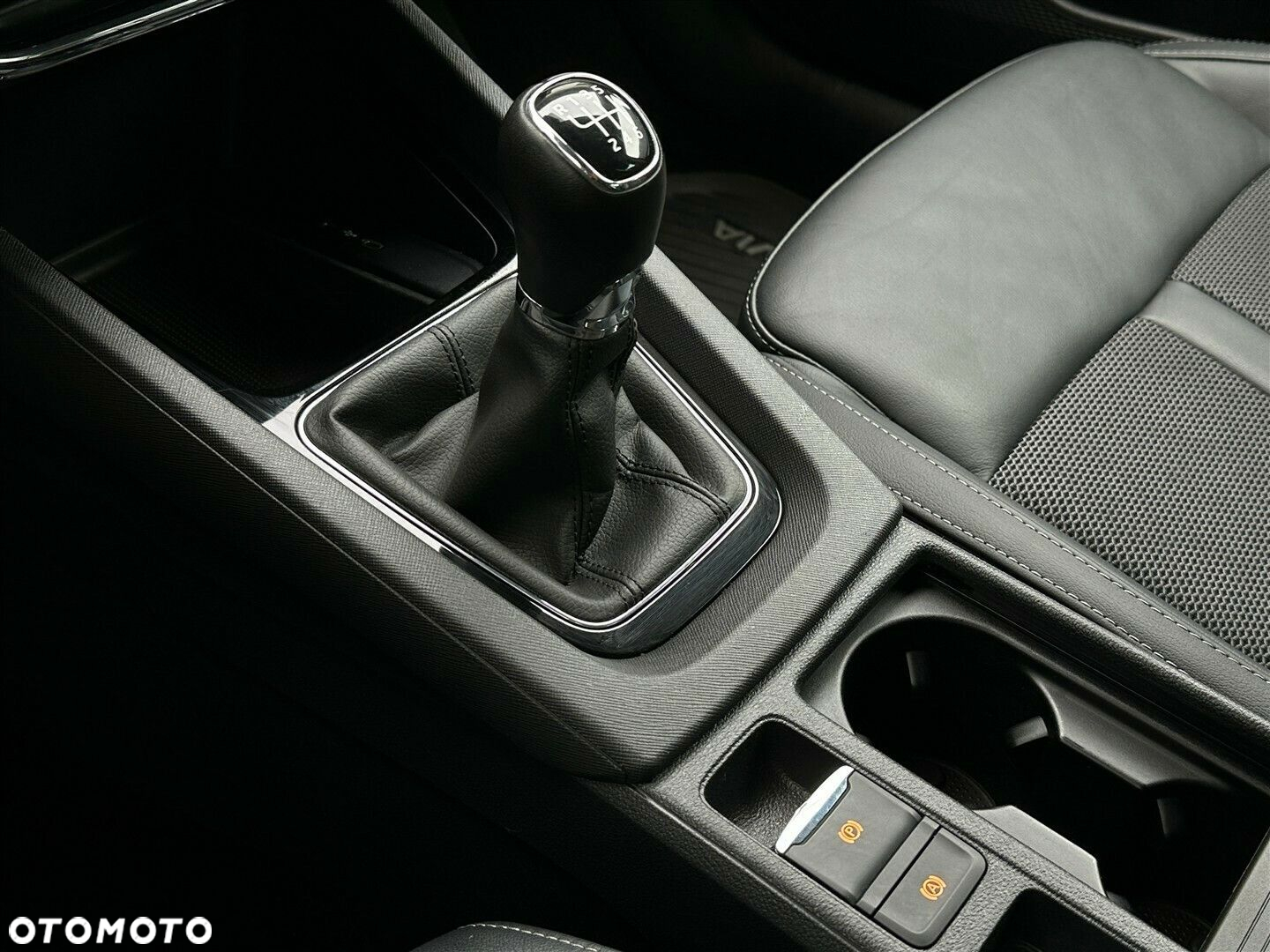 Skoda Octavia 1.5 TSI ACT Style - 20