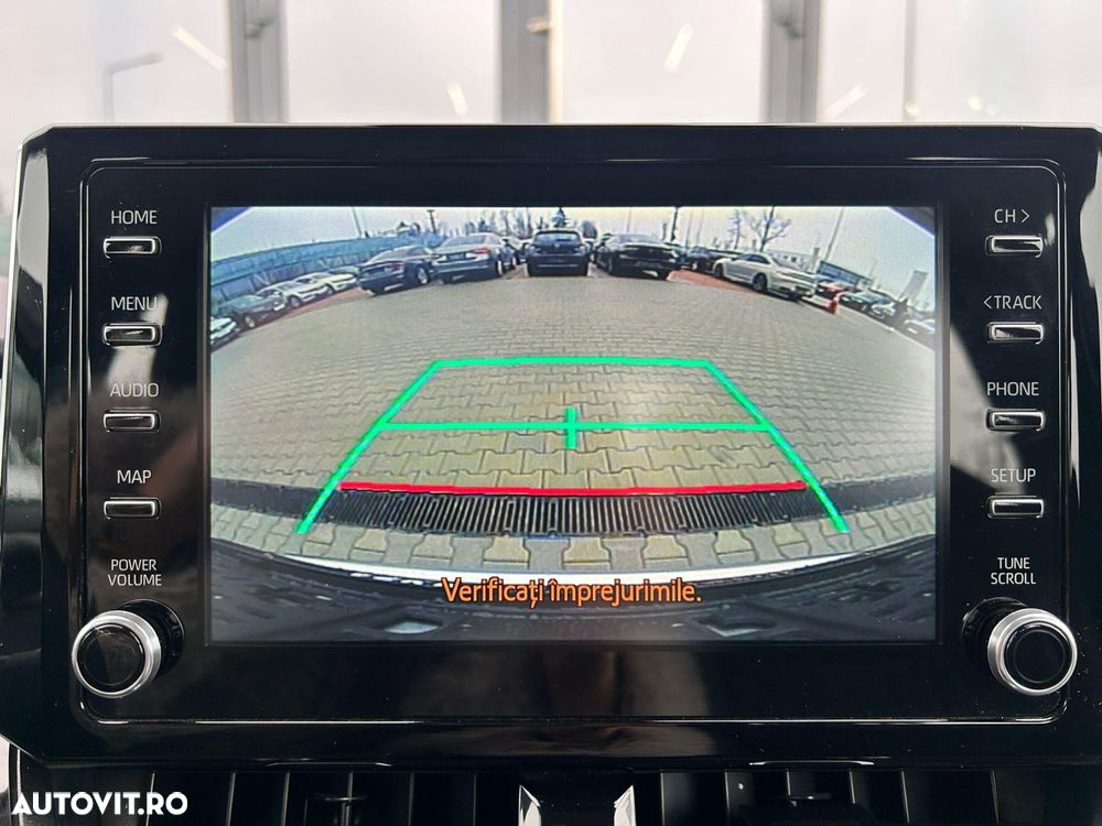 Toyota Corolla 1.8 HSD Business - 23