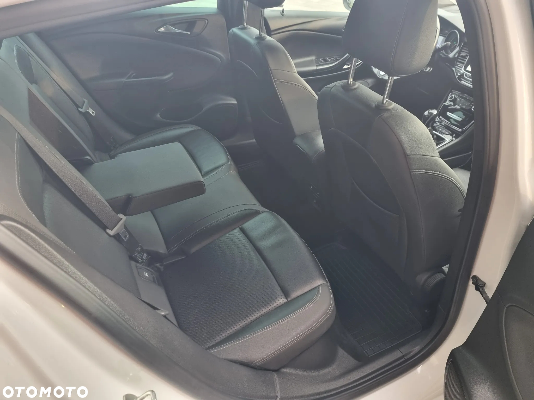 Opel Astra 1.4 Turbo Start/Stop Innovation - 7