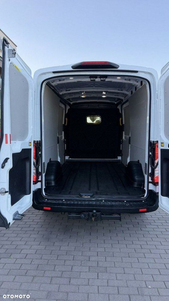 Ford Transit - 12