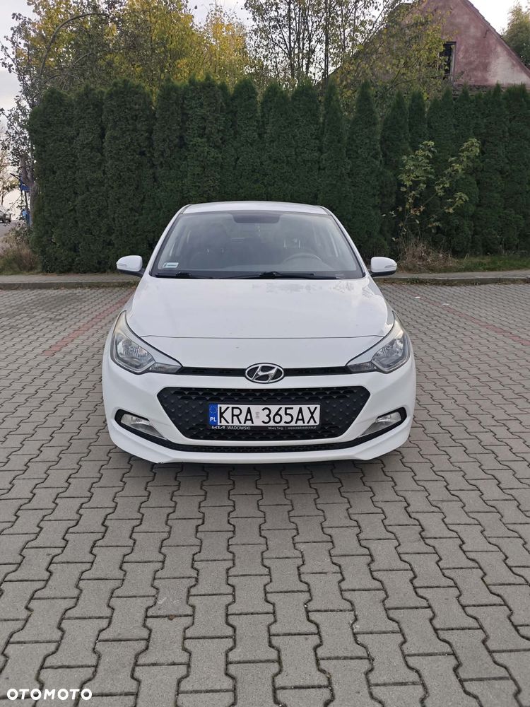 Hyundai I20 2015 photo 3