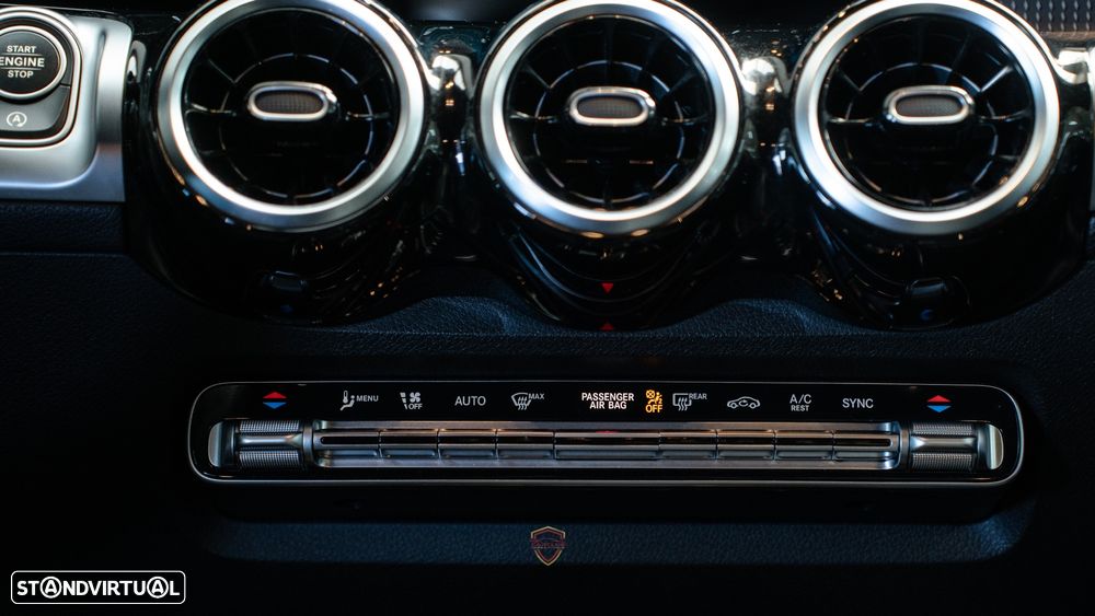 Mercedes-Benz GLB 180 d Progressive - 31