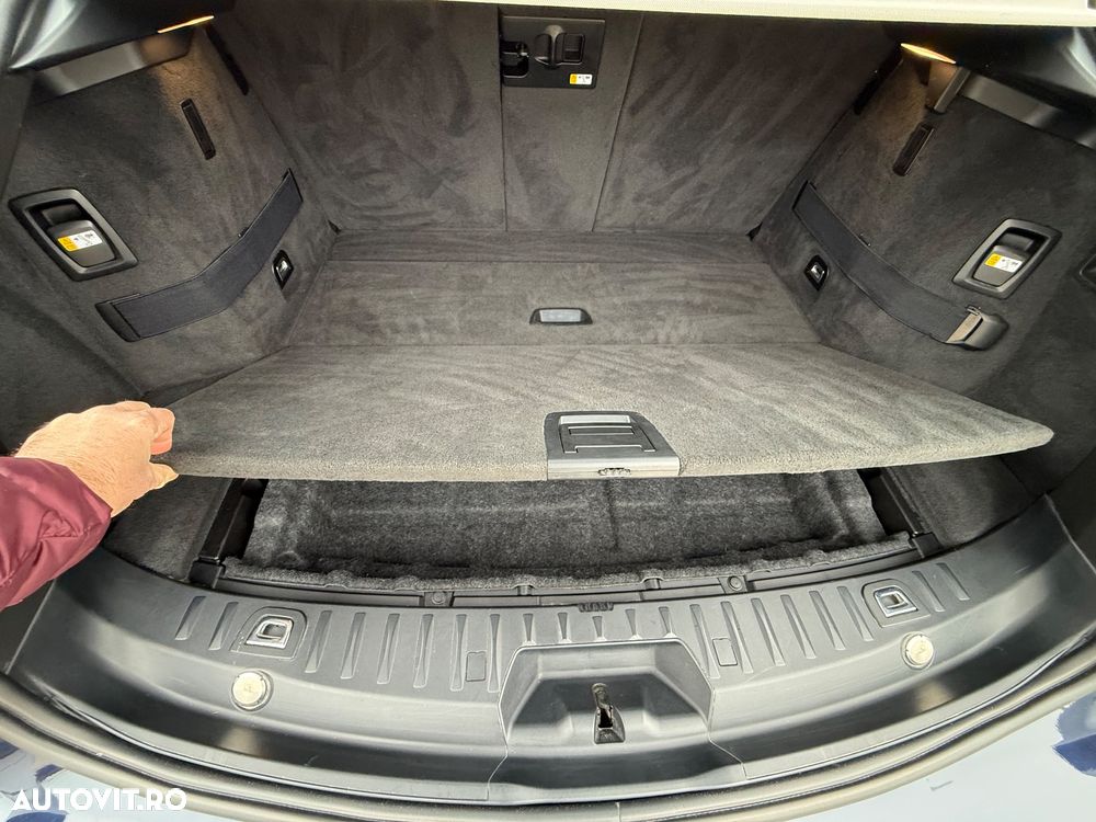 BMW Seria 5 530d xDrive Aut. - 31