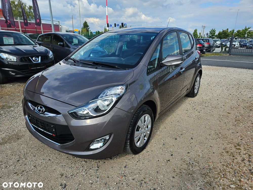 Hyundai ix20 1.4 blue Trend - 17