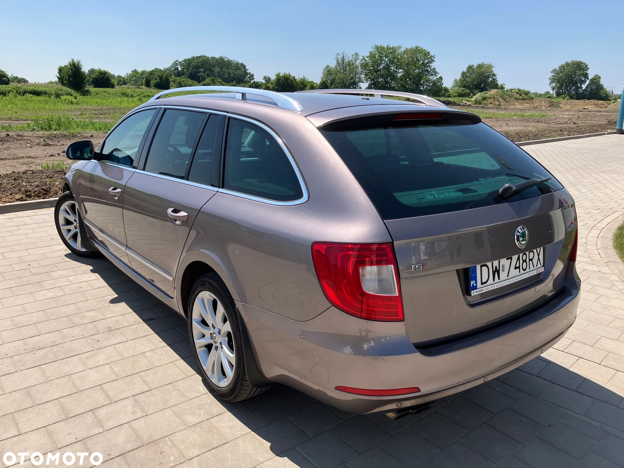 Skoda Superb 1.8 TSI Ambition DSG - 5