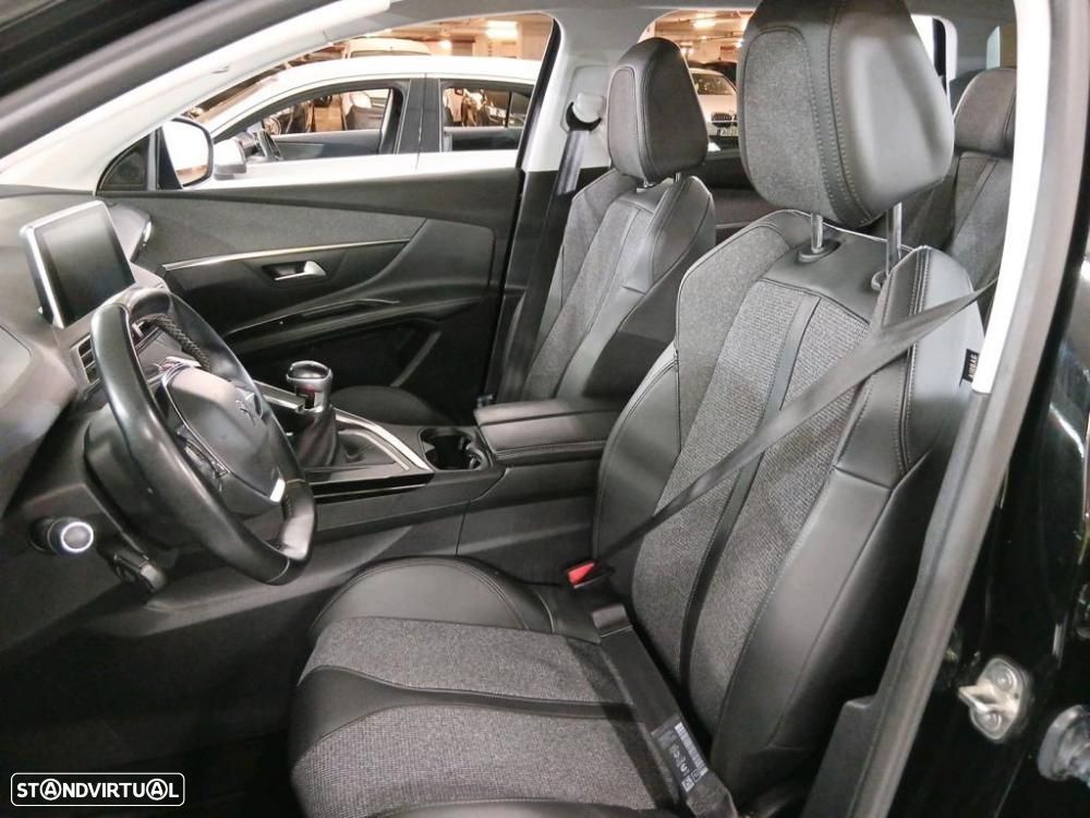 Peugeot 5008 1.5 BlueHDi Allure - 4