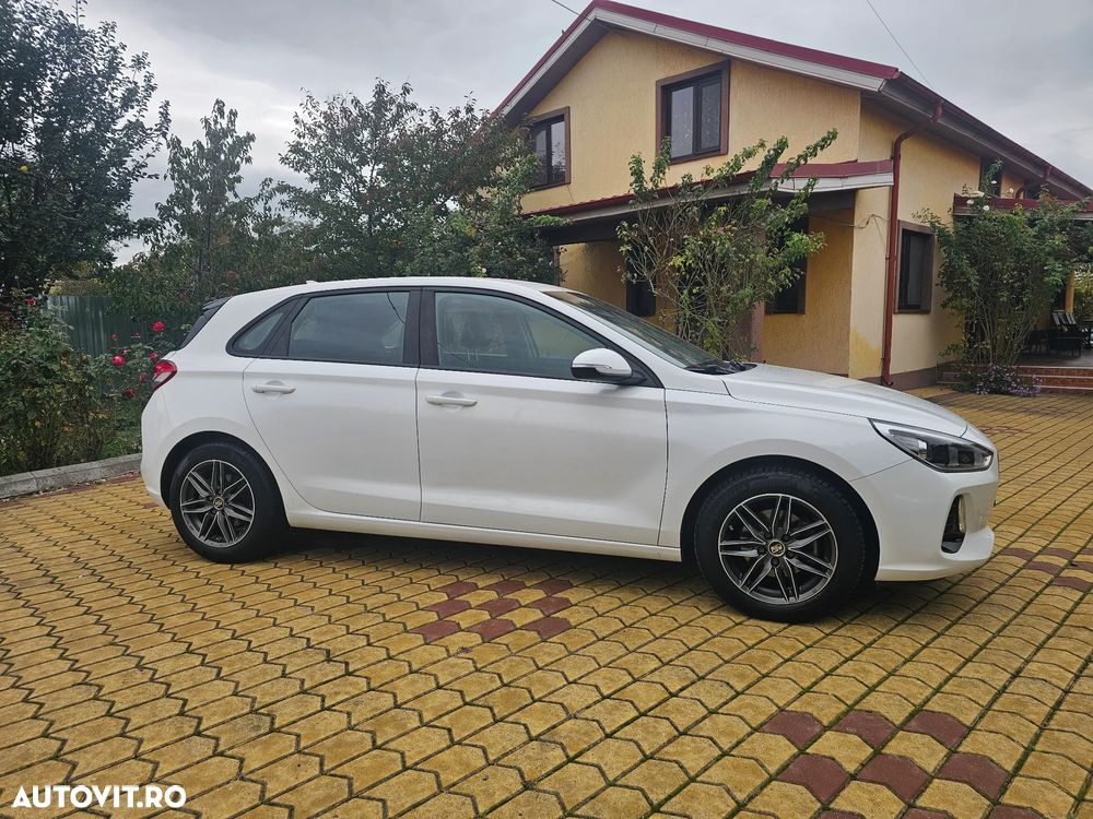 Hyundai i30 1.6 CRDI Premium - 13
