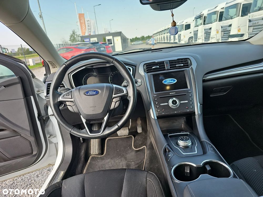 Ford Mondeo 2.0 EcoBlue Titanium - 12