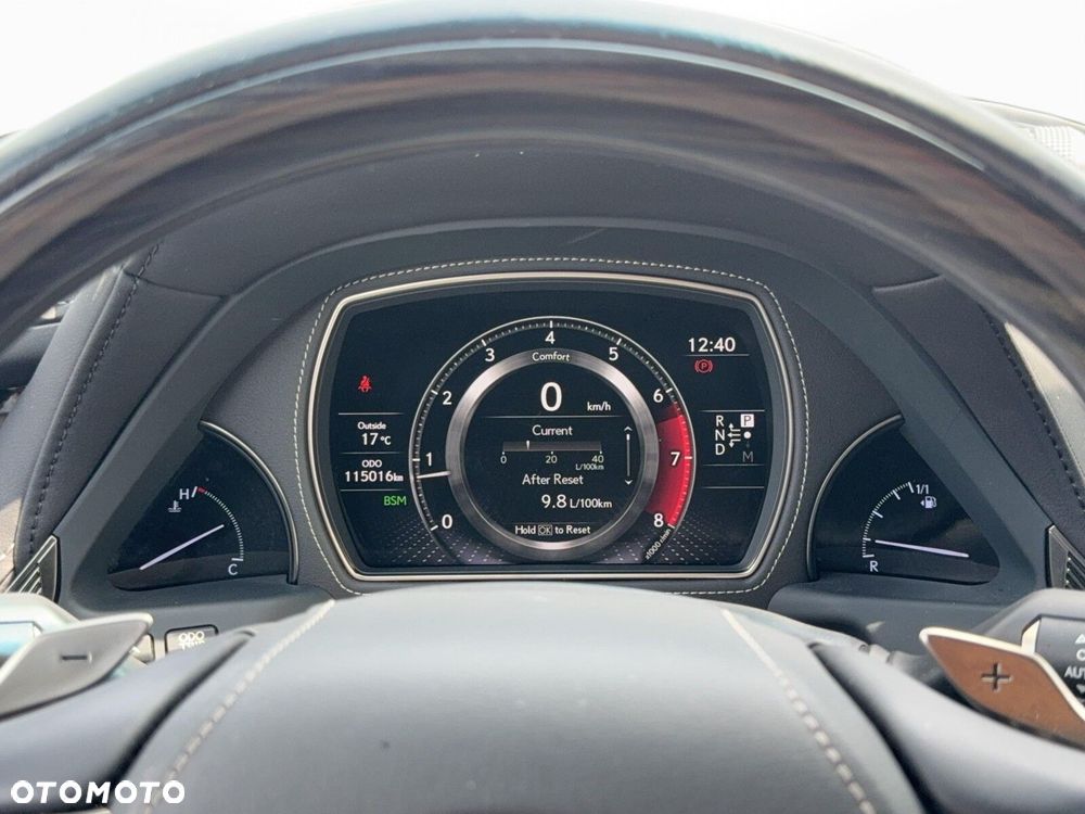 Lexus LS - 16