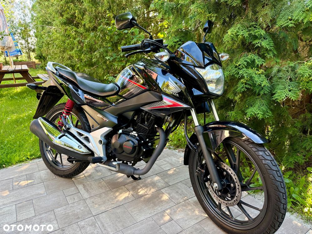 Honda CBF - 1