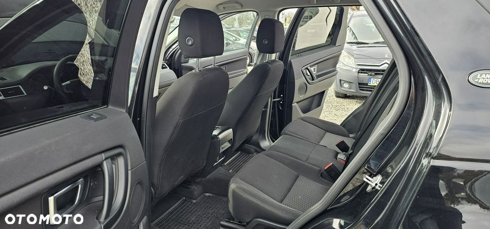 Land Rover Discovery Sport - 36