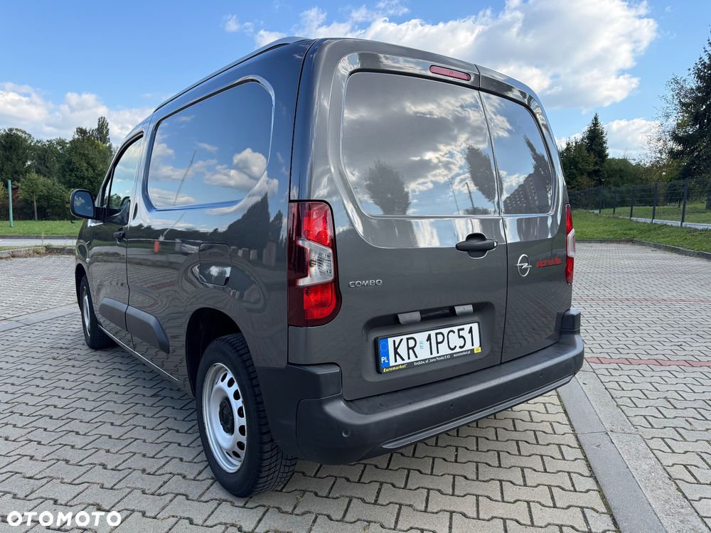 Opel Combo - 8