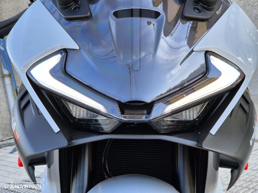 CF Moto 675SR-R - 11