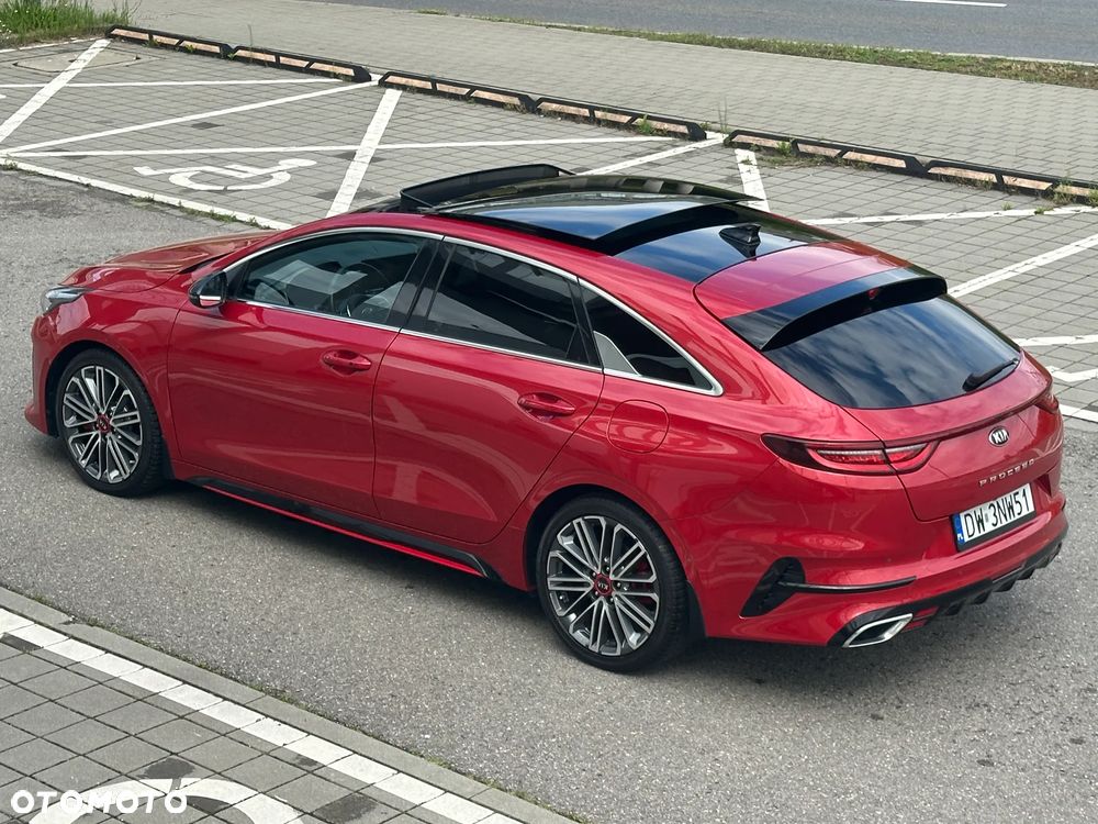 Kia ProCeed 1.6 T-GDI GT DCT - 3