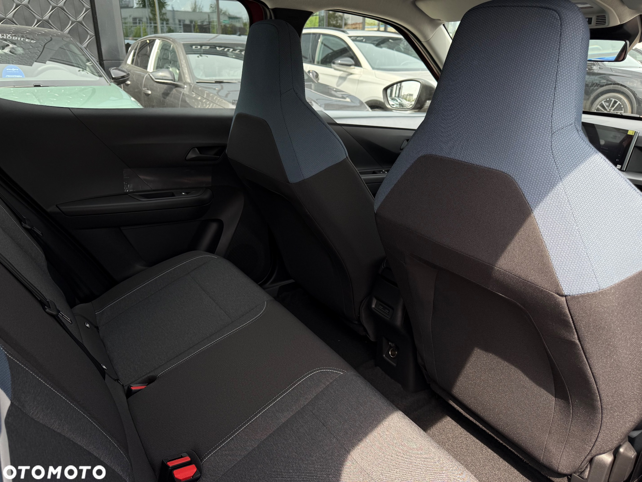 Opel Frontera 44kWh Edition - 12