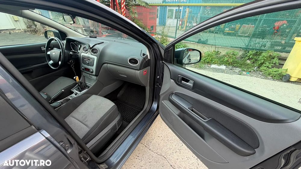 Ford Focus 1.6 TDCI 90 CP Trend - 8